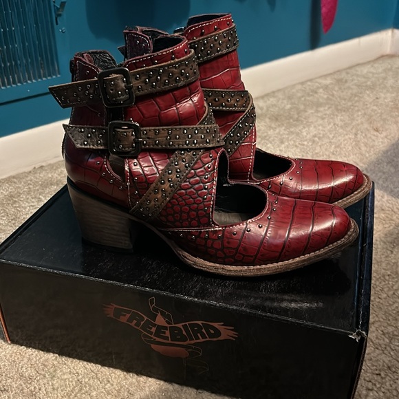 Freebird saphire red croco boots - Picture 7 of 7